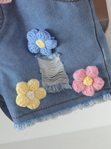 Girl and White Striped <b>Bubble</b> Sleeve <b>Top</b> Paired With 3D Floral Design Shorts Girl Clothes - Product Image 6