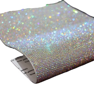 Стразы со стразами, 20 х24 см - Product Image 1