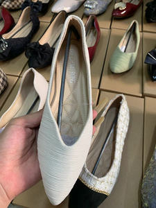 Zapatos planos de mujer Moda Punta estrecha Arco Cucharón Zapatos un Slip-on Mocasines de suela blanda al por mayor - Product Image 6