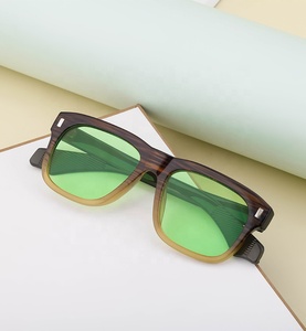 แว่นกันแดดเลนส์สีเขียวกรอบสี่เหลี่ยมสำหรับผู้หญิง ป้องกันรังสียูวี 400 รับผลิตตามสั่งพร้อมโลโก้ ปี 2023 - Product Image 6