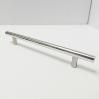 Poignées et boutons de meubles modernes en acier inoxydable de différentes couleurs pour armoire de cuisine T-Bar Pull Bedroom Hotel Use