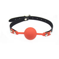 Bâillon à boule en silicone personnalisé, équipement de bondage réglable et respirant, jouet sexuel pour adultes, bâillon buccal en cuir BDSM de fabrication industrielle