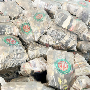 Zapatillas de baloncesto usadas deportivas para hombre de marca famosa internacional de alta calidad al por mayor de fábrica china - Product Image 5