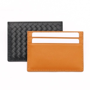 Kunden spezifischer ultra dünner Wildleder-Karten halter für Frauen Einteiliger Multi-Kreditkarten-gewebter Halter Echtes Leder zubehör - Product Image 5