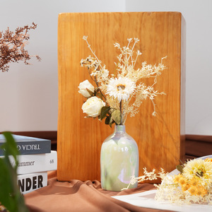 Bouquet de roses et de marguerites artificielles Plain Realm, fleurs en soie, couleurs automnales blanc, jaune, rose, café, décoration pour la maison - Product Image 1