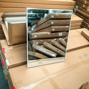 Miroir de présentation de chaussures portable en verre avec cadre en alliage d'aluminium blanc pour comptoir ou sol, usage commercial et résidentiel - Product Image 1