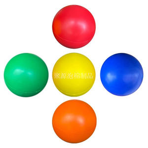 Balle anti-stress rayée en mousse PU écologique personnalisée avec logo sur mesure, jouet amusant et doux pour la main, idéal pour cadeau promotionnel - Product Image 3