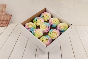 Fai da mano a cinque strati di rose colorate sapone <span class=keywords><strong>blu</strong></span> testa fiore artificiale composizione fiorista decorazione di san valentino - Product Image 3