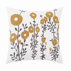 Housse de coussin carrée en coton brodé de fleurs vintage pour canapé, lit, hôtel, décoration intérieure - Product Image 1