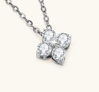 Colliers pendentifs en argent sterling 925 avec quatre pierres de moissanite taille brillant ronde de 0,4 carat, bijoux de luxe pour femmes