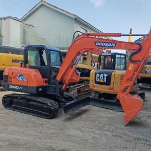 Doosan เครื่องขุดตีนตะขาบแบบใช้แล้ว Dh60กับเครื่องยนต์ EPA yanmar สภาพดีโดยมีส่วนประกอบหลักปั๊มมอเตอร์ - Product Image 2