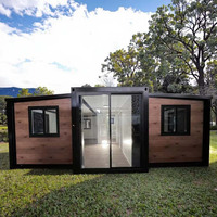 Maison conteneur à panneaux sandwich extensibles à double aile, pod de glamping mobile avec confort hôtelier et design contemporain