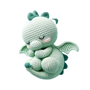 Gran oferta hecha a mano <span class=keywords><strong>verde</strong></span> bebé dragón ganchillo <span class=keywords><strong>Amigurumi</strong></span> Adorable ganchillo dinosaurio muñeca para regalo de bebé juguetes de animales de punto de peluche - Product Image 1