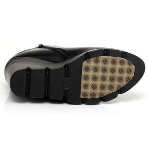Stivaletti invernali con plateau tacco alto con plateau in morbida pelle - Product Image 1