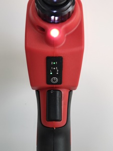 Pistola Remachadora Automática Inalámbrica con Batería de Litio OEM Disponible VB-50 para Todos los Materiales 2.4/3.2/4.0/5.0mm - Product Image 4