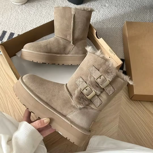 Nouvelles bottes d'hiver chaudes pour femmes 2025, marque célèbre, bottes de neige à semelle plate, bottes hautes confortables en cuir véritable, chaussures d'extérieur - Product Image 1