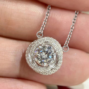 Ciondolo in Oro Bianco con Diamante Taglio Brillante Rotondo Colore D Naturale Certificato GIA Gioiello Classico da Donna per Fidanzamento - Product Image 1