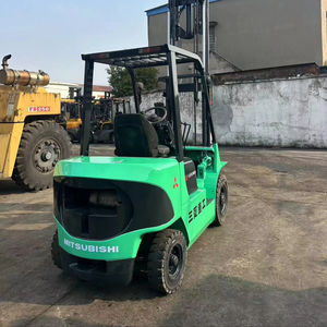 Chariot élévateur d'occasion Mitsubishi d'origine japonaise FD2.5/3/4/5/7/10/15/16/25/30 tonnes, modèles FD30 FD50 FD70, avec HIGH MASTER - Product Image 1