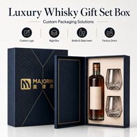 Coffret cadeau de whisky haut de gamme avec logo personnalisé, emballage en carton rigide pour bouteilles et verres, motif en feuille d'or