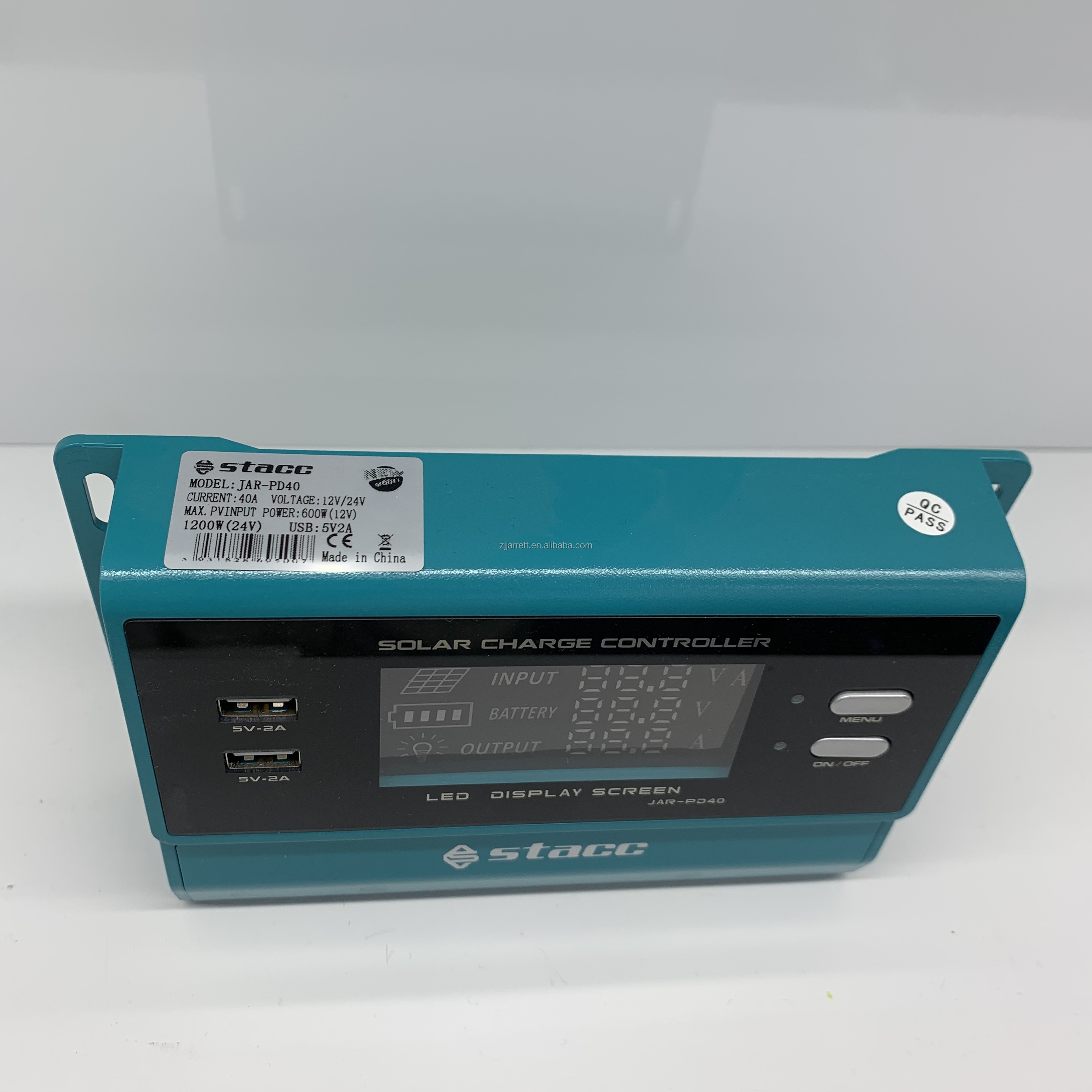 Contrôleur de charge solaire MPPT 12V 24V Double écran LCD USB Contrôleur de charge solaire MPPT 12V 24V Double écran LCD USB