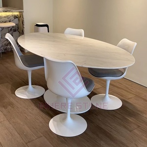 Luxuriöser Tulpen-Tisch aus Italienischem Carrara-Marmor mit Stühlen – Heiß Begehrter Esstisch für Küche & Esszimmer - Product Image 3