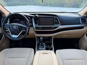 ขายส่งรถยนต์โต<span class=keywords><strong>โย</strong></span>ต้า ไฮแลนเดอร์ ปี 2016 รุ่น 2.0T AWD 7 ที่นั่ง หลังคาพาโนรามิกซันรูฟ, Dr Cha Class S - Product Image 4