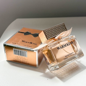 น้ำหอมผู้หญิง EDT ขนาด 50 มล. ขายส่ง กลิ่นหอมติดทนนาน กลิ่นพิงค์มีส ฟลอรัล เฟรช  มีสินค้าในสต็อก - Product Image 3