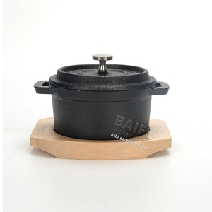 Mini <span class=keywords><strong>Cocotte</strong></span> <span class=keywords><strong>Redonda</strong></span> de Hierro Fundido Precurado con Bandeja de Madera, Mini Horno Holandés de Hierro Fundido, Mini Cacerola, Mini Olla para Servir - Product Image 2