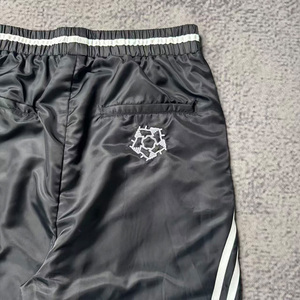 Pantaloni sportivi da uomo in Nylon 100% da Jogging pantaloni larghi <span class=keywords><strong>con</strong></span> <span class=keywords><strong>bottoni</strong></span> <span class=keywords><strong>laterali</strong></span> comodi pantaloni sportivi <span class=keywords><strong>con</strong></span> <span class=keywords><strong>bottoni</strong></span> <span class=keywords><strong>laterali</strong></span> - Product Image 4