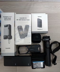 Insta360 X5 Combo : Perche à selfie invisible, effet sans visibilité de la perche, haute qualité, léger, étanche, vidéo 8K 360°, FlowState - Product Image 3