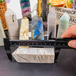 Venta al por mayor de fábrica, artesanía de cristal Natural de alta calidad, mezcla de piedra de meditación, Material, torre de tetraedro para regalo - Product Image 5