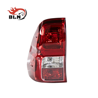 Vente en gros usine : Ensemble de feux stop de rechange pour Toyota Hilux Revo 2015 4x4 Pickup, feu d'avertissement arrière