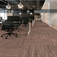 Schwarz-Weiße Linien Kommerzielle Bestseller Günstige PP und PVC 50*50cm Büro-Teppichfliesen