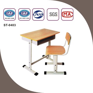 Conjunto de Escritorio y Silla para Estudiantes de Acero con Altura Ajustable para Aula Moderna, con 1 Año de Garantía, para Escuela Secundaria ST-0403 - Product Image 3