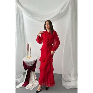 Conjunto de 2 Piezas para Mujer, Shorts y Top de Chifón Rojo con Volantes, Diseño Moderno al por Mayor - Product Image 5