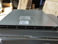 Commutateur Fibre Channel actif QK753C SN6000B 16 Go 48 ports/24 ports avec PoE, SNMP, QoS, empilable 658392-003
