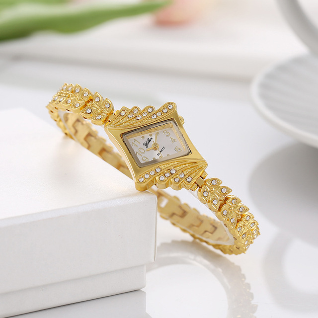 Women Watches Luxury Crystal Bracelet Gemstone Wristwatch Dress Watches Women Ladies Gold Fashion Female Brand Watch
