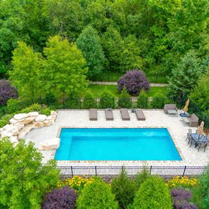 สระว่ายน้ำไฟเบอร์กลาส ปลอดภัย เป็นมิตรกับสิ่งแวดล้อม ป้องกันรังสียูวี ดูแลง่าย เหมาะสำหรับครอบครัว - Product Image 6