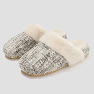 Chaussons TPR pour femmes, tendance et chauds, à semelle épaisse, collection Hiver 2025 – Qualité supérieure - Product Image 5