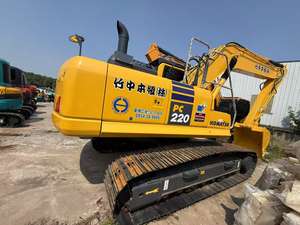 Excavadora Komatsu PC220-8 de Tamaño Mediano, Excavadora Usada a Bajo Precio - Product Image 2