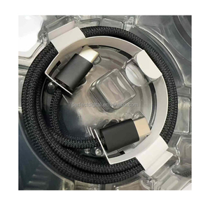 <span class=keywords><strong>C</strong></span>âble de charge <span class=keywords><strong>USB</strong></span>-<span class=keywords><strong>C</strong></span> tressé <span class=keywords><strong>noir</strong></span> en nylon de 1 m, type <span class=keywords><strong>C</strong></span>, 60 W, charge rapide, prix usine, pour iPhone 17, 15, 16 - Product Image 1