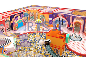 Grand toboggan interactif pour enfants avec piscine à balles, équipement commercial pour aire de jeux intérieure, idéal pour les centres de divertissement scolaires - Product Image 3