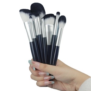 Ensemble de pinceaux de maquillage, 10 pièces, outils de maquillage pour le visage, en poils synthétiques, pour fond de teint, fard à joues, fard à paupières, surligneur - Product Image 5