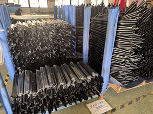 Cama Elevada para Perros con Marco Ligero de Fácil Montaje sin Herramientas, con un Resistente Toldo Desmontable con Protección UV - Product Image 5