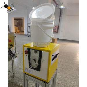 Alimentatori Multifunzione per Animali con 6 Tettarelle, Alimentatore Automatico per Agnelli con Miscelatore per Latte in Polvere - Product Image 6