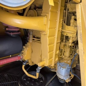 รถดันดินตีนตะขาบ Caterpillar D9R ใหม่/มือสอง พร้อมเครื่องยนต์ ปั๊ม เกียร์ และมอเตอร์ - รถดันดินแท้จากญี่ปุ่น รุ่น D6D D7R D8R D9R - Product Image 6