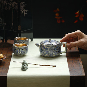 Théière vintage en argent incrusté faite à la main avec deux tasses, service à thé en poterie pour usage domestique, boîte cadeau incluse, origine Dehua - Product Image 5
