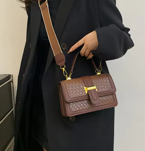 Bolso de diseñador de gran capacidad, de cuero suave, tipo bandolera para mujer. - Product Image 4