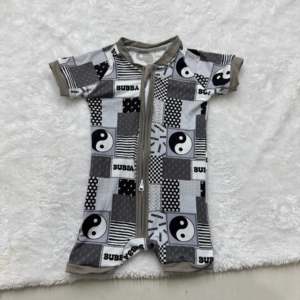 <span class=keywords><strong>Pigiama</strong></span> per Neonati Personalizzato con Maniche Corte e Zip, Vendita Calda Primaverile, Motivo Animale con Chiusura a Cerniera - Product Image 4