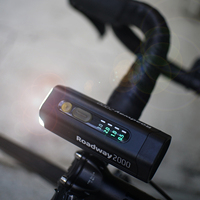RTS 1600LM IPX4 Super Bright LED Bike Light Livraison rapide Rechargeable Front Light Power Bank Portable Bicycle Night Riding
